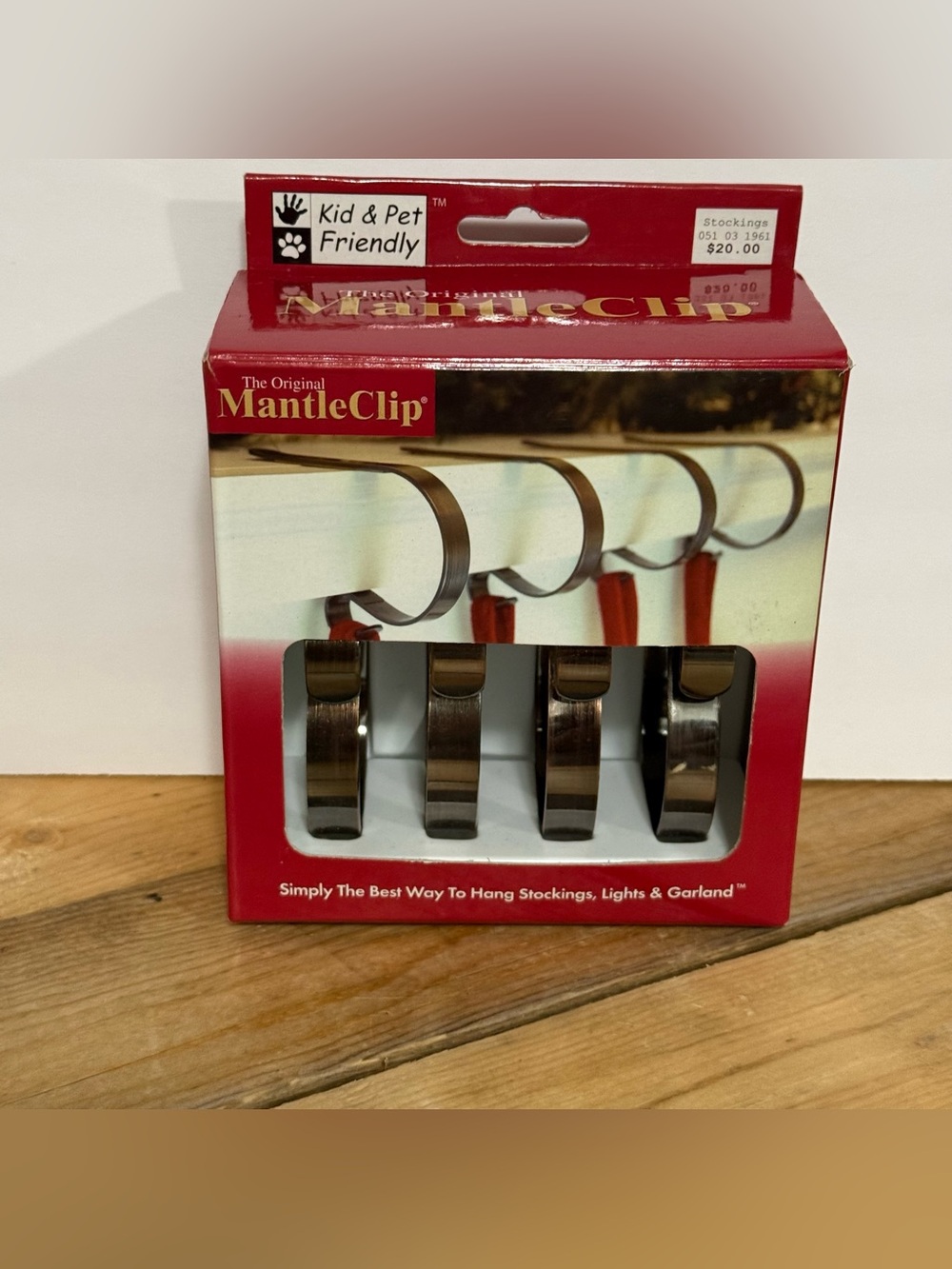 Haute Decor The Original MantleClip Stocking Holder Oil Rubbed Bronze 4 Pack NWT